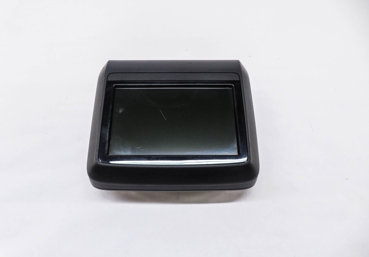 Thumbnail 4: 11-19 MERCEDES E GL ML S CLASS - REAR ENTERTAINMENT HEADREST VIDEO SCREEN