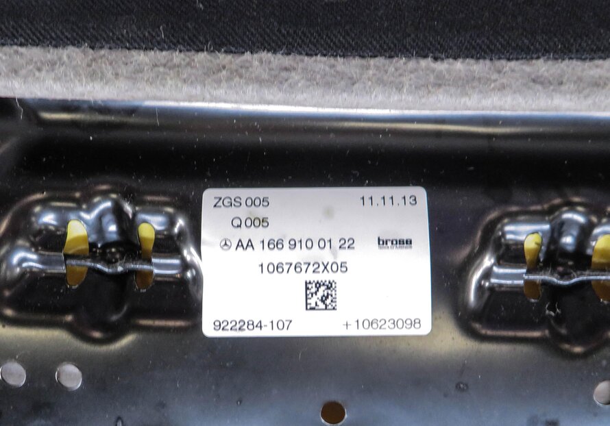 Thumbnail 7: 2014 MERCEDES GL450 (X166) LEFT DRIVER LOWER BOTTOM HEATED SEAT CUSHION