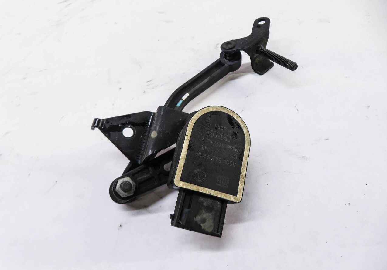 Thumbnail 2: 2014 MERCEDES GL450 (X166) LEFT FRONT DRIVER SUSPENSION HEIGHT LEVEL SENSOR