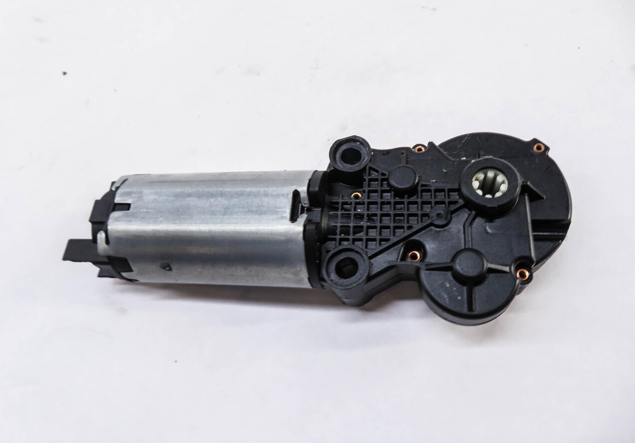 Thumbnail 3: 2014 MERCEDES GL450 (X166) REAR 3rd THIRD ROW FOLDING SEAT ADJUSTMENT MOTOR