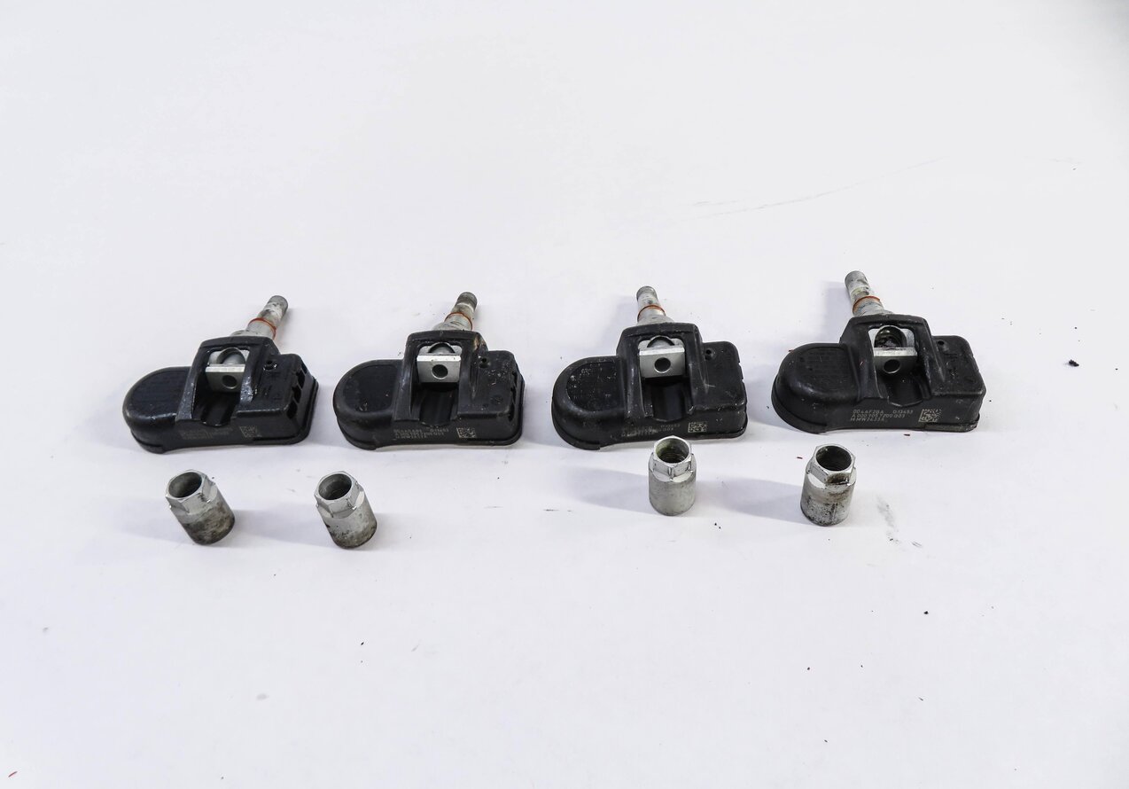 Thumbnail 2: 2014 MERCEDES GL450 (X166) TPMS TIRE AIR PRESSURE SENSOR SET-4