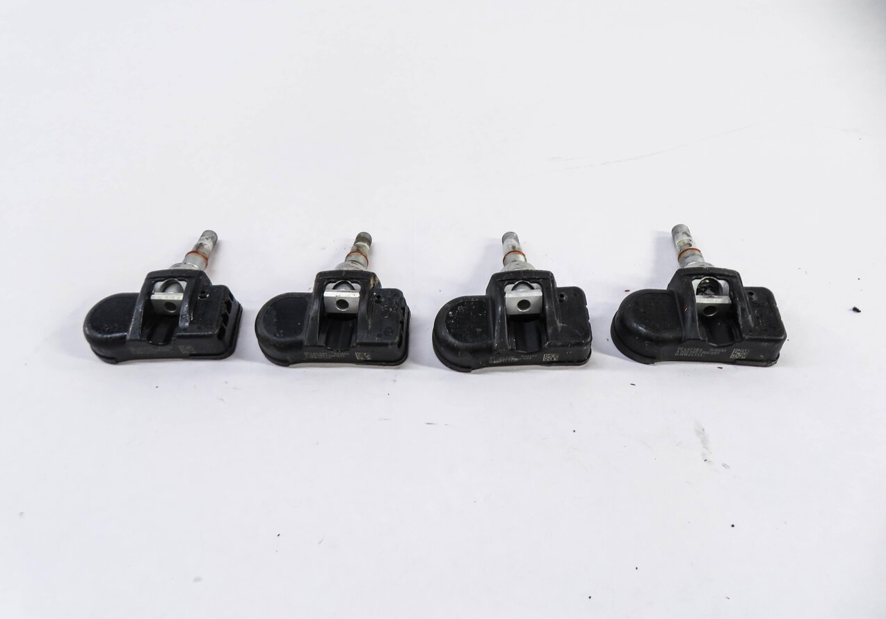 Thumbnail 3: 2014 MERCEDES GL450 (X166) TPMS TIRE AIR PRESSURE SENSOR SET-4