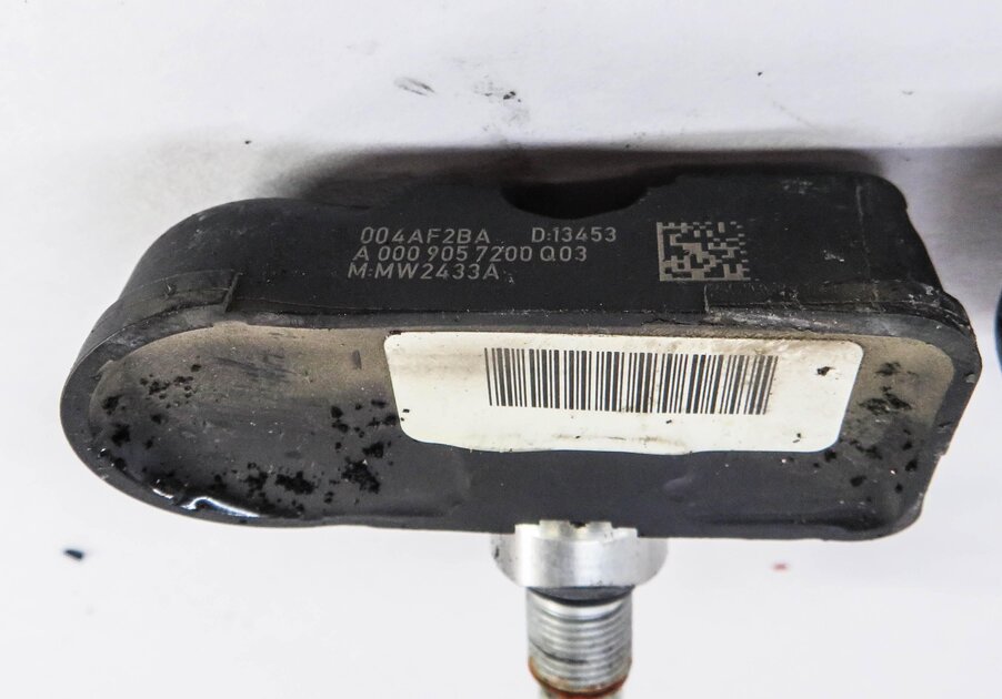 Thumbnail 5: 2014 MERCEDES GL450 (X166) TPMS TIRE AIR PRESSURE SENSOR SET-4