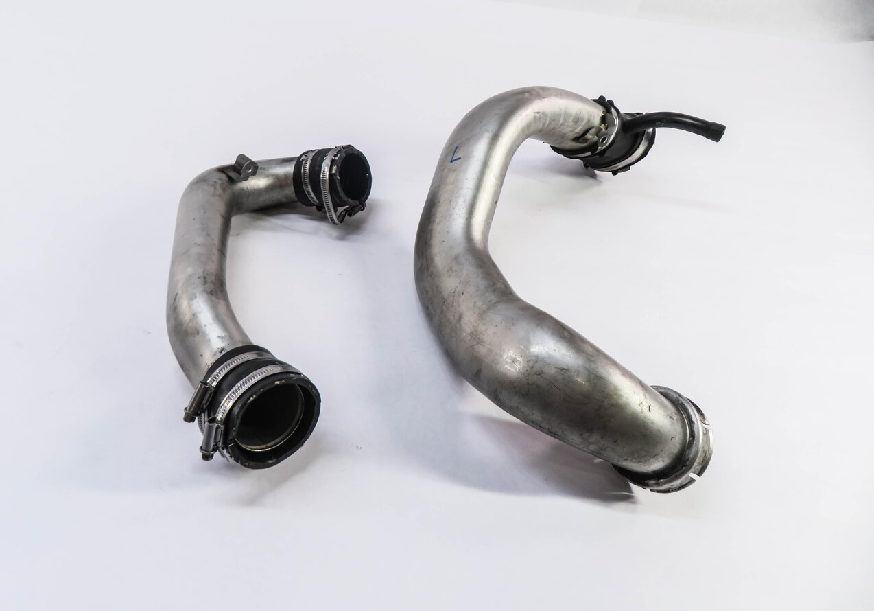 Thumbnail 3: 2014 MERCEDES GL450 (X166) 4.6L M278 ENGINE LEFT AIR INTAKE PIPE SET-2