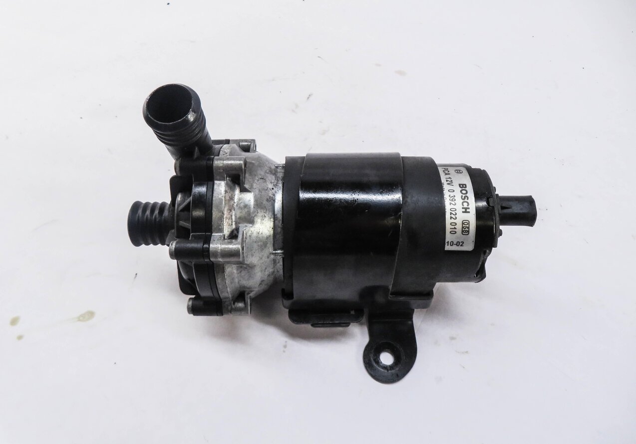 Thumbnail 2: 2014 MERCEDES GL450 (X166) 4.6L M278 ENGINE AUXILIARY WATER PUMP