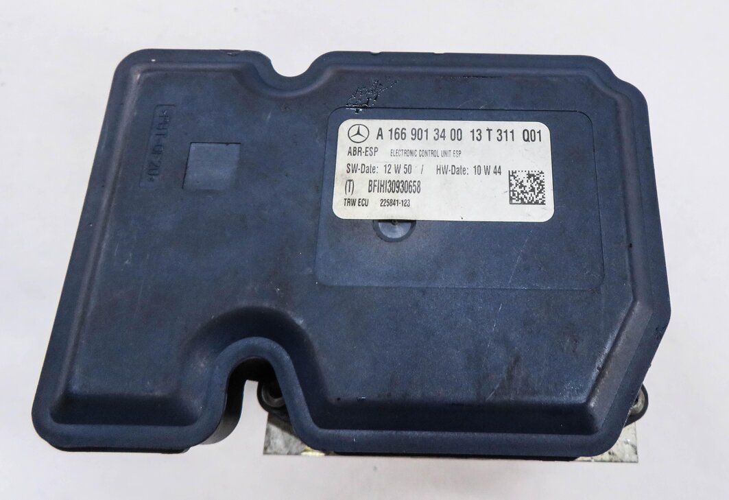 Thumbnail 4: 14-15 MERCEDES GL350 GL450 GL550 ML350 ML550 (W166 X166) ABS BRAKE PUMP MODULE