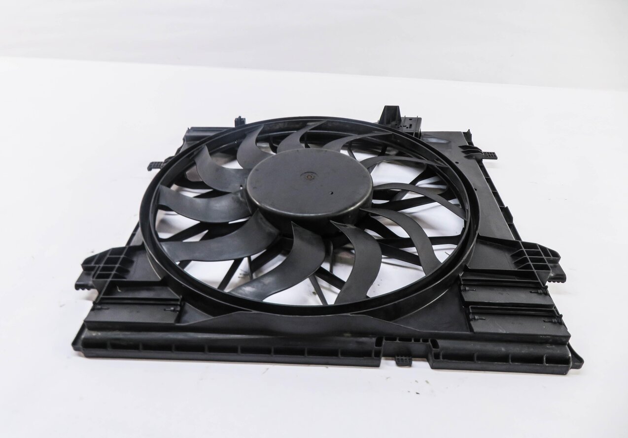 Thumbnail 3: 13-19 MERCEDES GL350 GL450 GL550 GLE ML250 ML400 ML550 (W166 X166) COOLING FAN