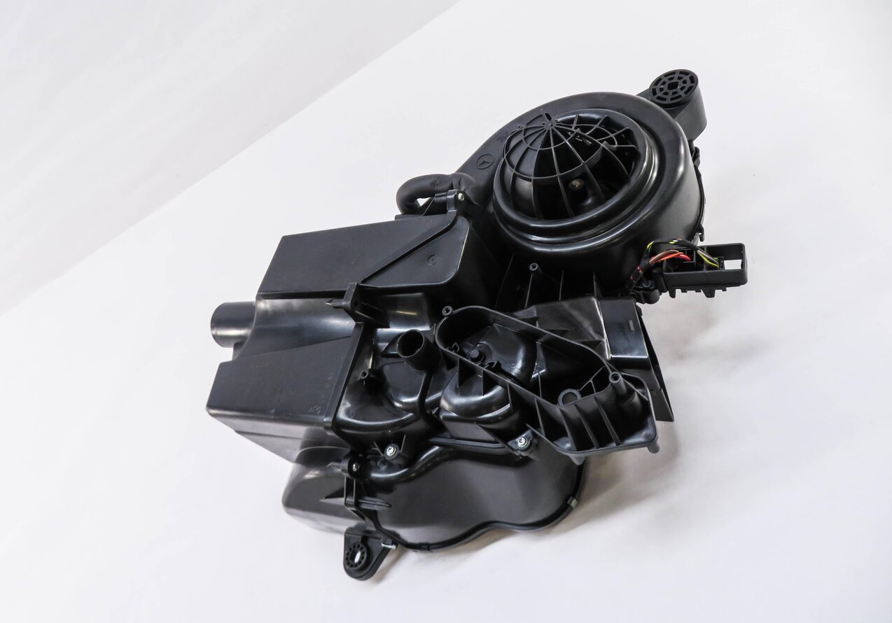 Thumbnail 2: 13-19 MERCEDES GL350 GL450 GL550 GLS350 GLS450 (W166 X166) REAR A/C BLOWER MOTOR
