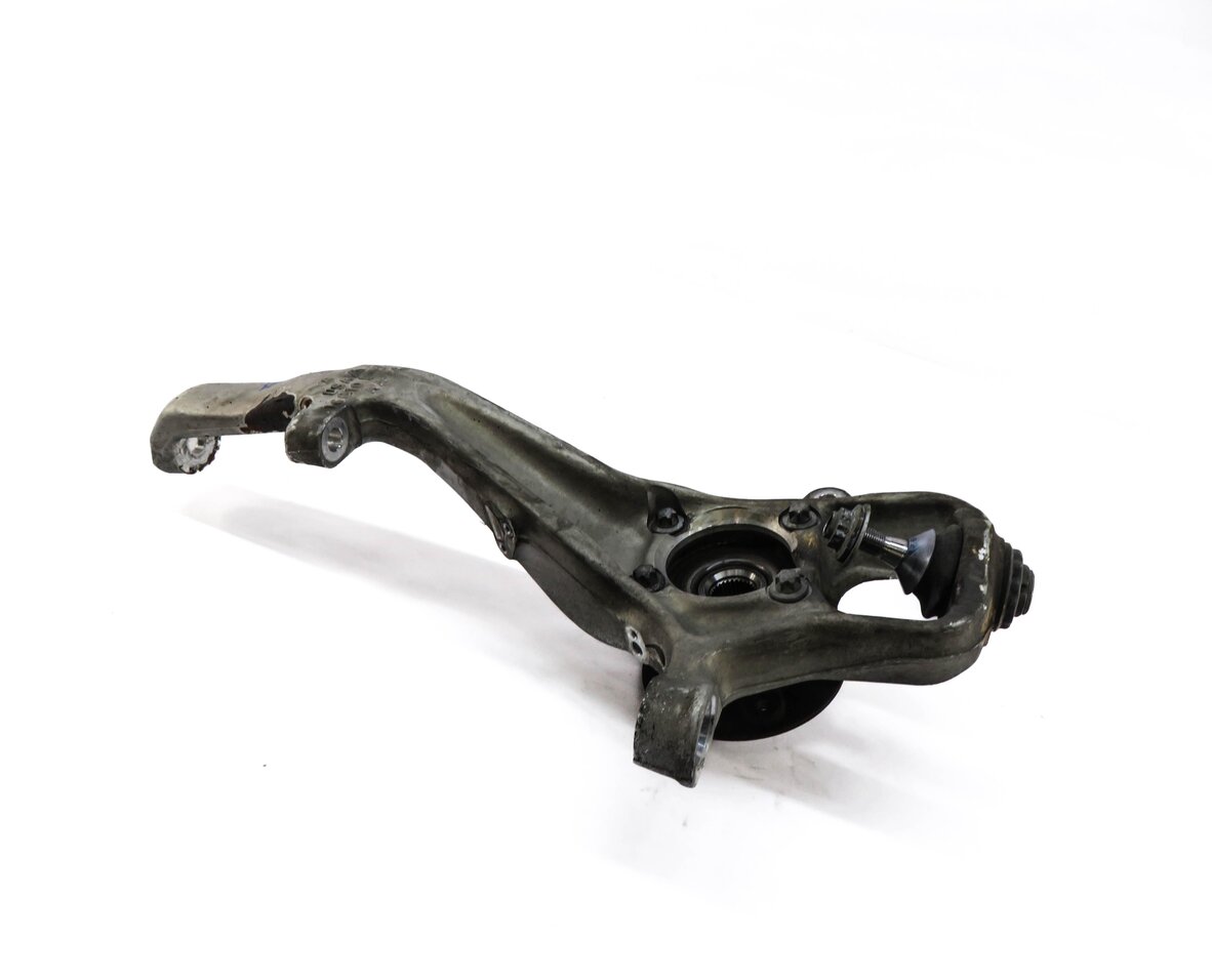 12-19 MERCEDES GL350 GL550 ML350 ML550 (W166 X166) RIGHT FRONT SPINDLE KNUCKLE