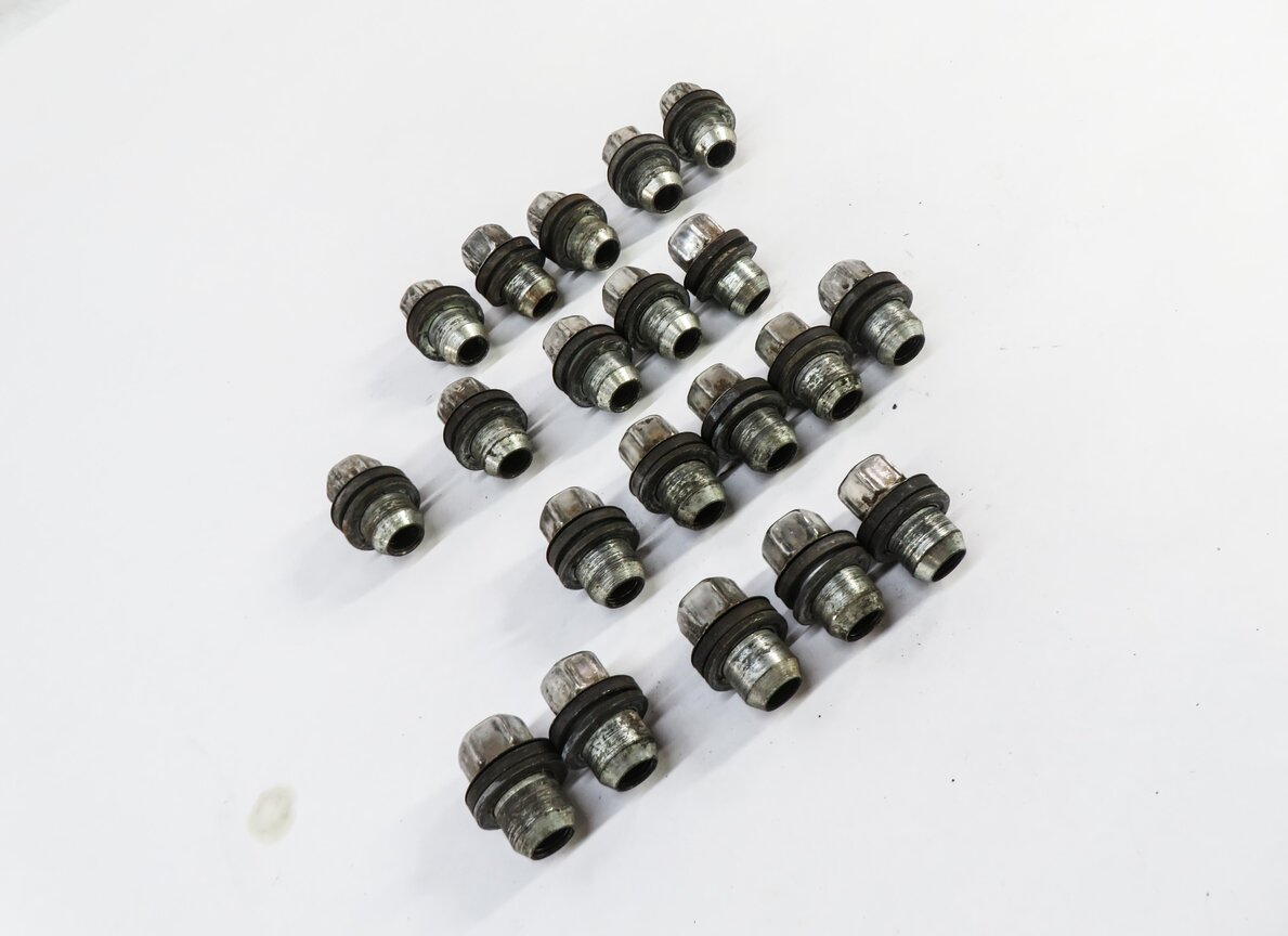 Thumbnail 3: 2005-2018 RANGE ROVER / SPORT LR3 LR4 DISCOVERY WHEEL TIRE RIM LUG NUT SET (20)