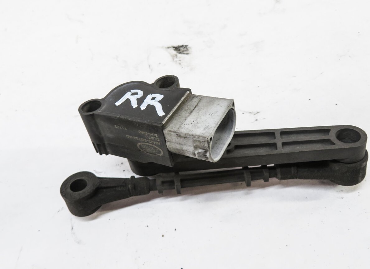 Thumbnail 2: 2011 RANGE ROVER SPORT (L320) RIGHT REAR SUSPENSION HEIGHT LEVEL SENSOR
