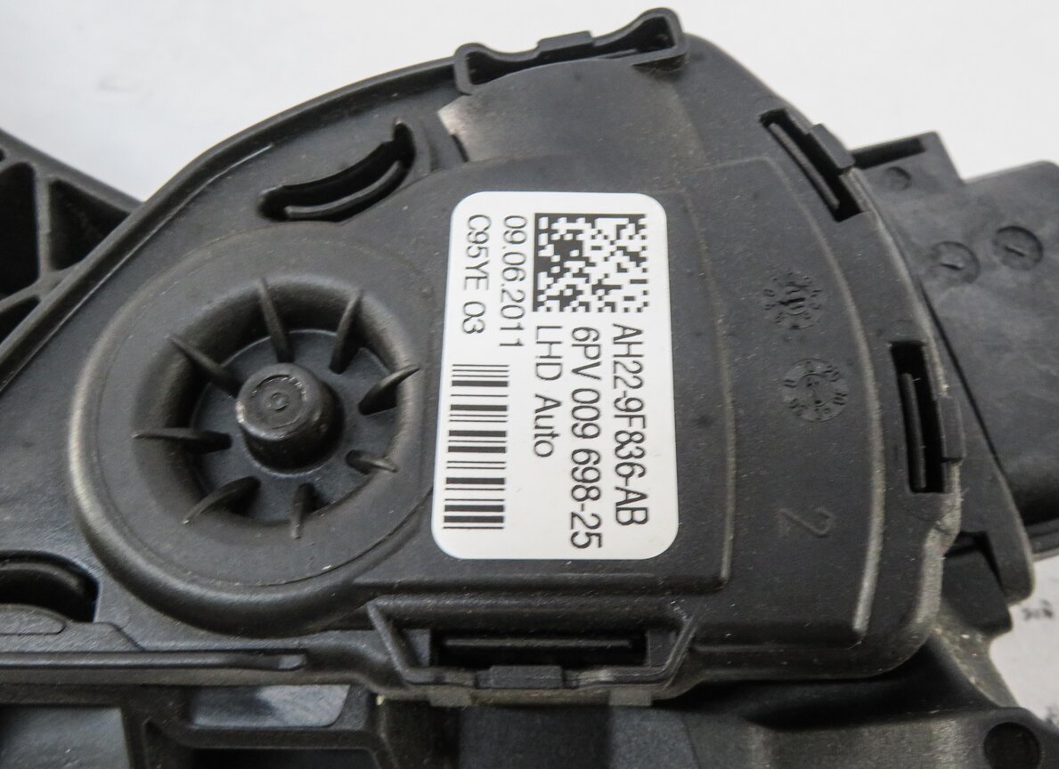 Thumbnail 4: 2011 RANGE ROVER SPORT (L320) GAS PEDAL FUEL THROTTLE ACCELERATOR PEDAL