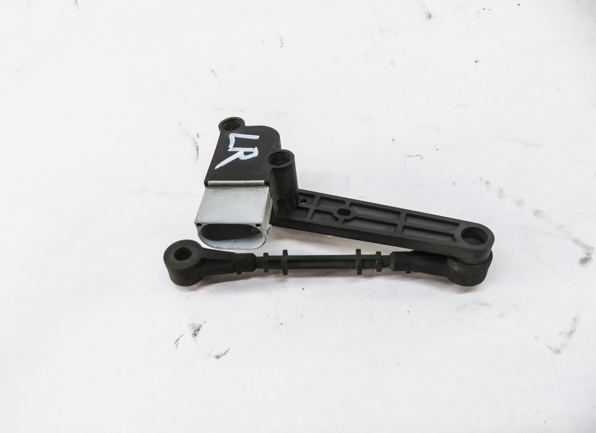 Thumbnail 2: 2011 RANGE ROVER SPORT (L320) LEFT DRIVER REAR SUSPENSION HEIGHT LEVEL SENSOR