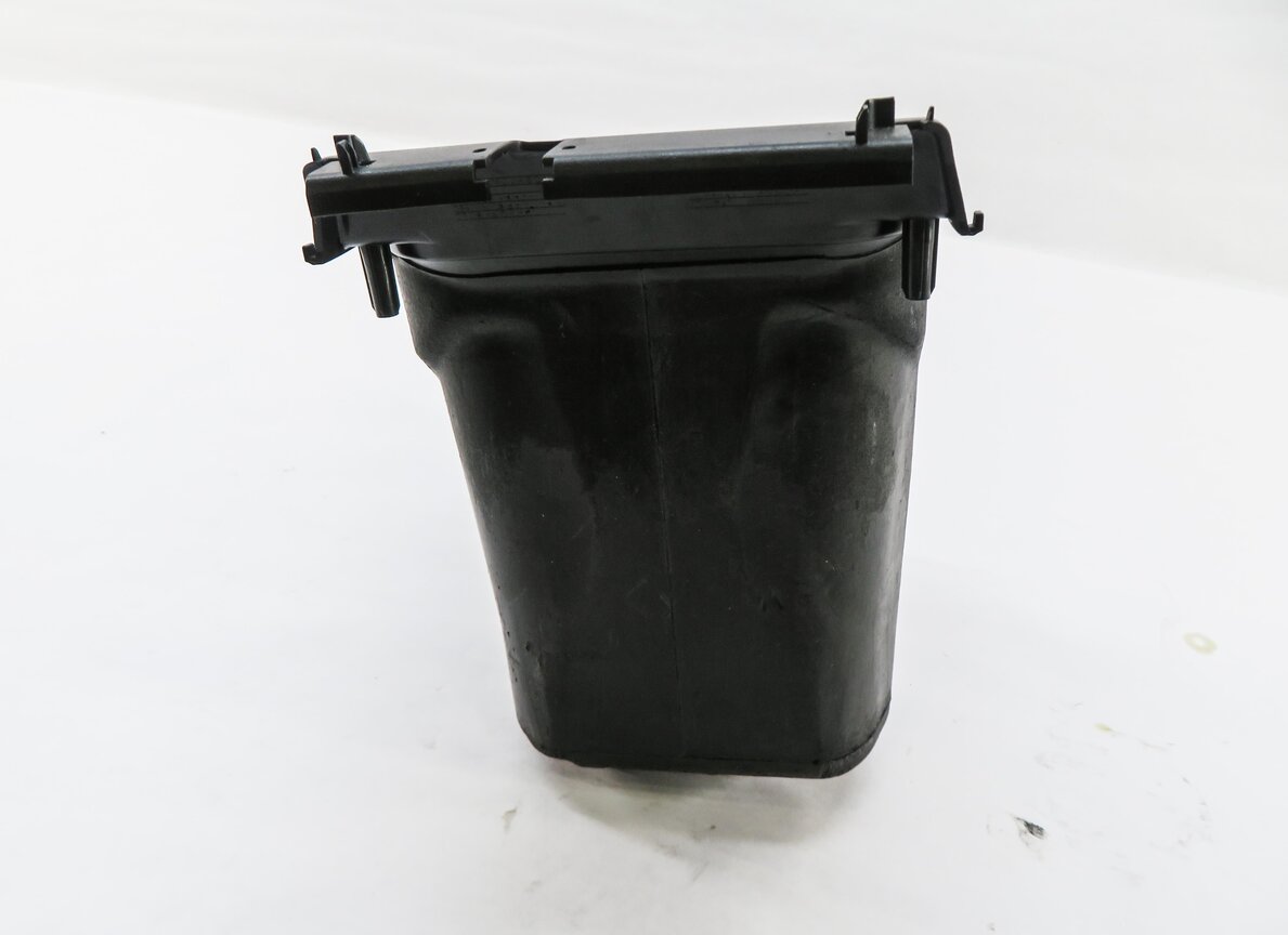 Thumbnail 4: 2010-2013 RANGE ROVER SPORT (L320) CENTER CONSOLE REFRIGERATOR COOLER BOX INSERT