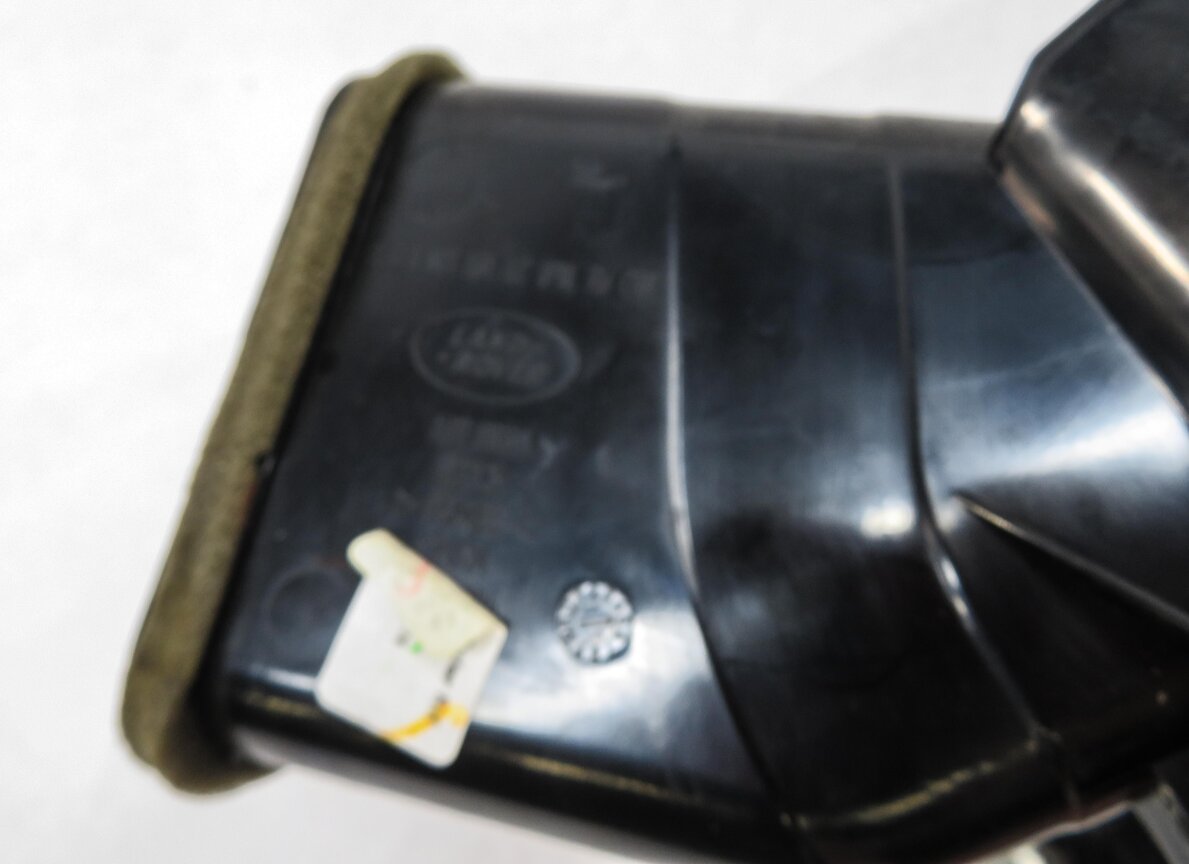 Thumbnail 5: 2011 RANGE ROVER SPORT (L320) RIGHT PASSENGER OUTER DASH HEATER A/C AIR VENT