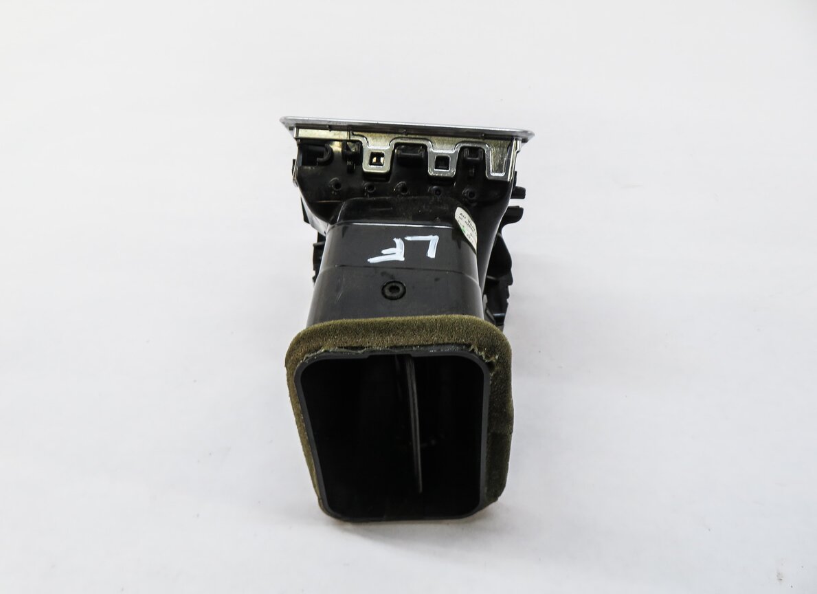 Thumbnail 3: 2011 RANGE ROVER SPORT (L320) LEFT DRIVER OUTER DASH HEATER A/C AIR VENT
