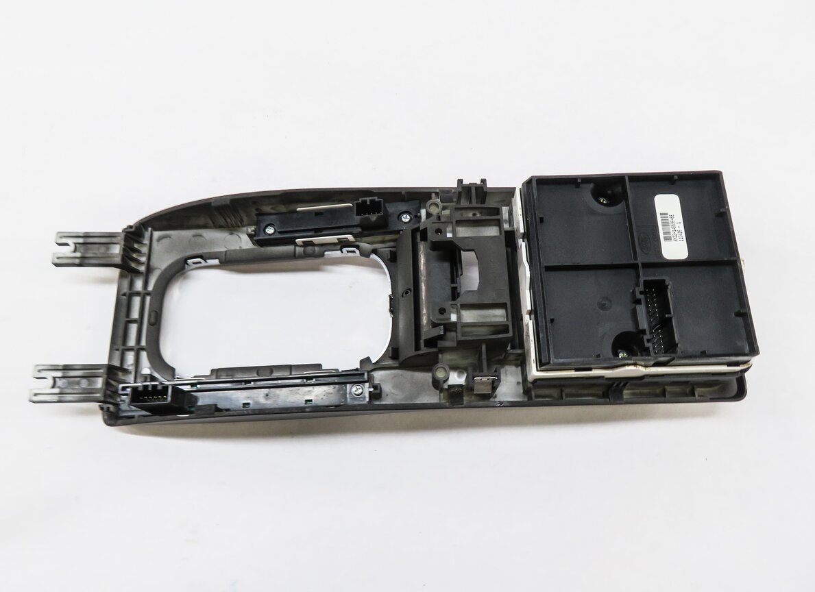 Thumbnail 6: 2011 RANGE ROVER SPORT (L320) SHIFTER TRIM w/ TERRAIN CONTROL SWITCH KNOB