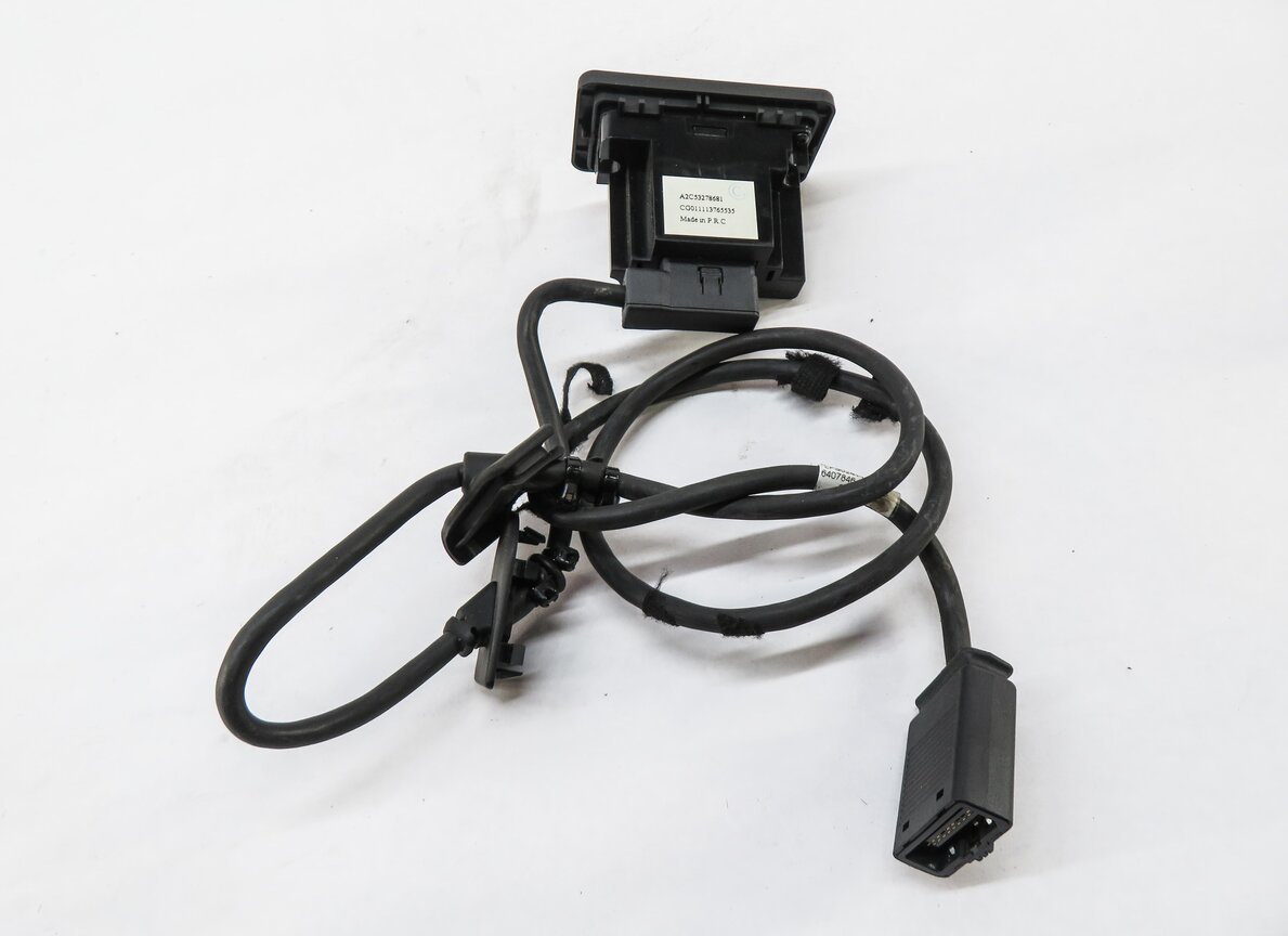 Thumbnail 3: 2011 RANGE ROVER SPORT (L320) USB i-POD INTERFACE PLUG PORT