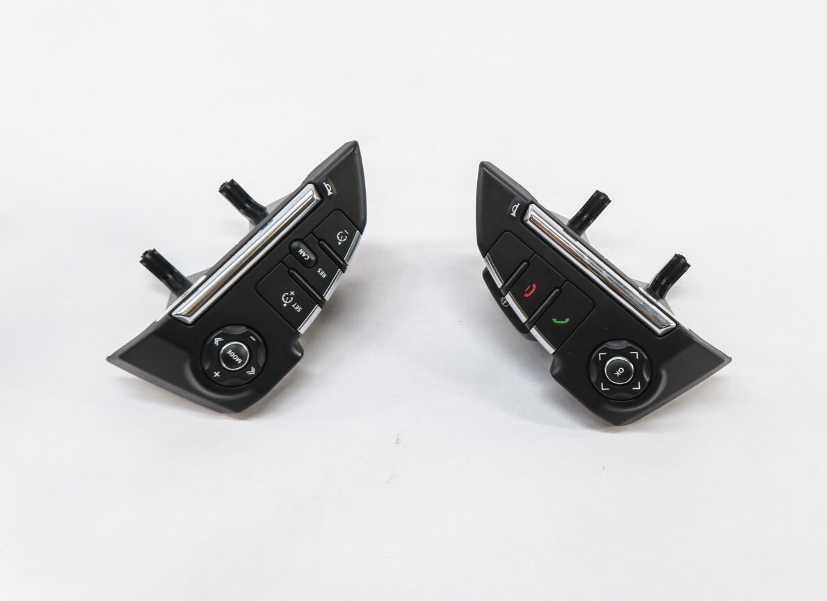 Thumbnail 4: 2011 RANGE ROVER SPORT (L320) HEATED STEERING WHEEL SWITCH BUTTON SET
