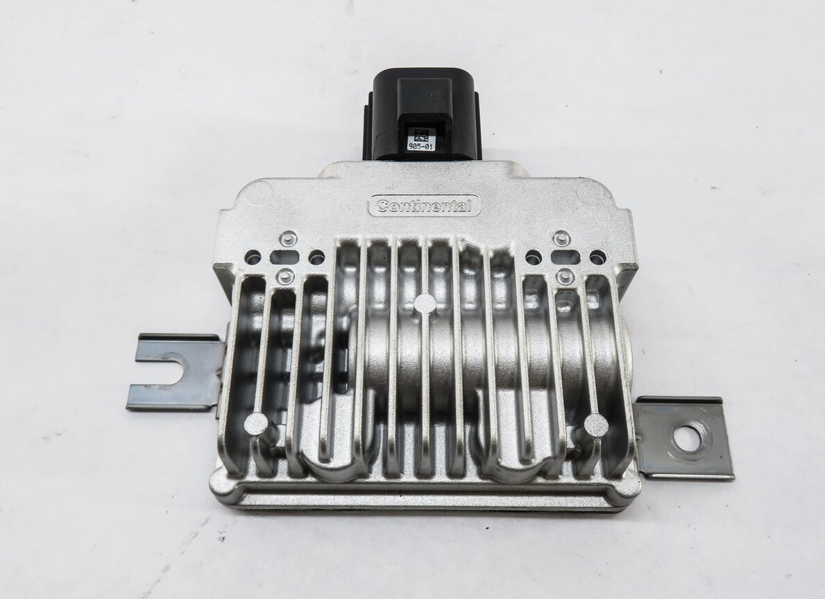 Thumbnail 2: 2010-2015 LR2 LR4 EVOQUE RANGE ROVER SPORT (L320 L538) FUEL PUMP CONTROL MODULE