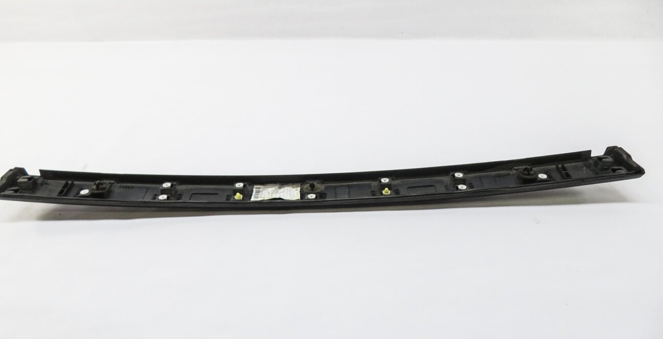 Thumbnail 4: 2011 RANGE ROVER SPORT (L320) REAR TRUNK HATCH TRIM PANEL (BALTIC BLUE 912)