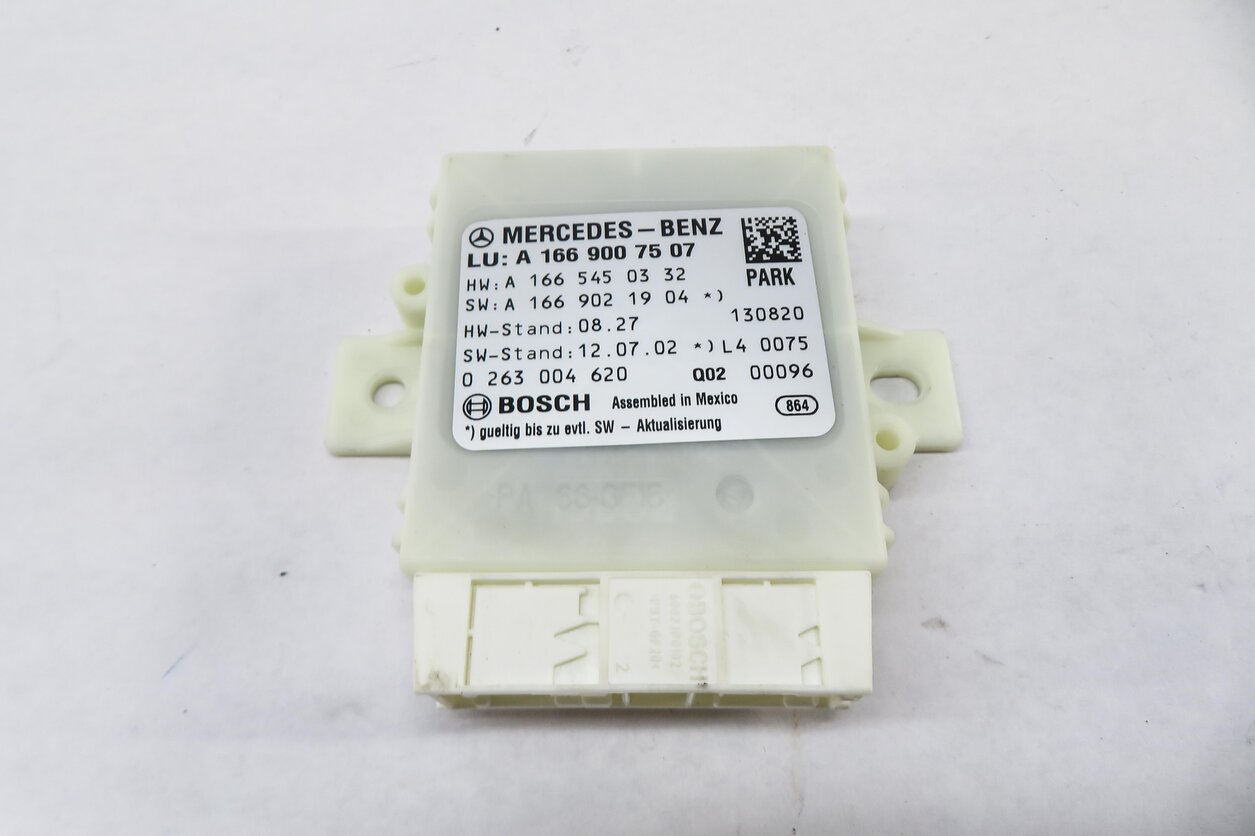 Thumbnail 2: 2013-2016 MERCEDES GL340 GL450 GL550 ML350 ML550 (W166 X166) PDC CONTROL MODULE