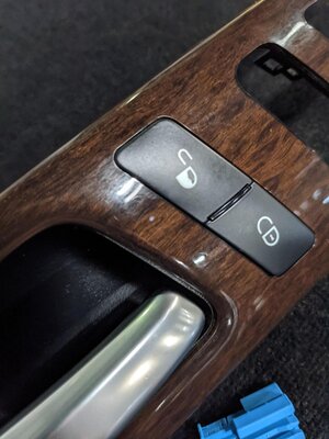 Thumbnail 18: 2014 MERCEDES GL450 (X166) INTERIOR WOOD GRAIN TRIM SET (EUCALYPTUS WOOD 734)