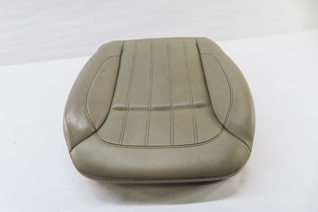 Thumbnail 2: 2014 MERCEDES GL450 (X166) PASSENGER LOWER BOTTOM HEATED SEAT CUSHION (BEIGE)