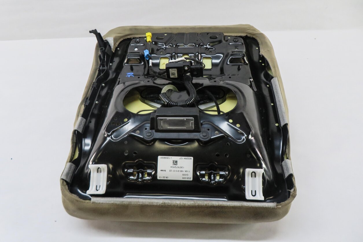 Thumbnail 5: 2014 MERCEDES GL450 (X166) PASSENGER LOWER BOTTOM HEATED SEAT CUSHION (BEIGE)