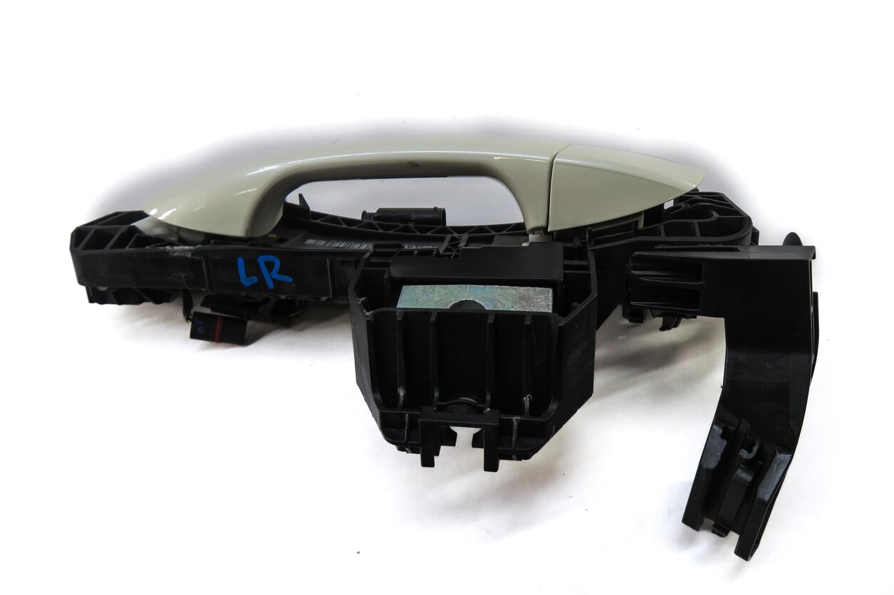Thumbnail 3: 13-16 MERCEDES GL350 GL450 GL550 ML350 - LEFT REAR KEYLESS DOOR HANDLE (WHITE)
