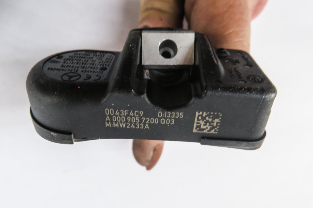 Thumbnail 5: 2014 MERCEDES GL450 (X166) TPMS TIRE AIR PRESSURE SENSOR SET-4