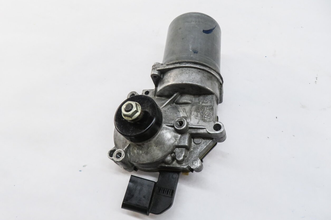 Thumbnail 3: 2013-2019 MERCEDES GL350 GL450 GL550 GLS GLE (W166 X166) FRONT WIPER MOTOR
