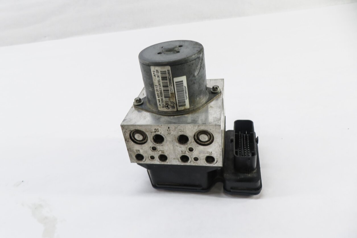 Thumbnail 2: 14-15 MERCEDES GL350 GL450 GL550 ML350 ML550 (W166 X166) ABS BRAKE PUMP MODULE