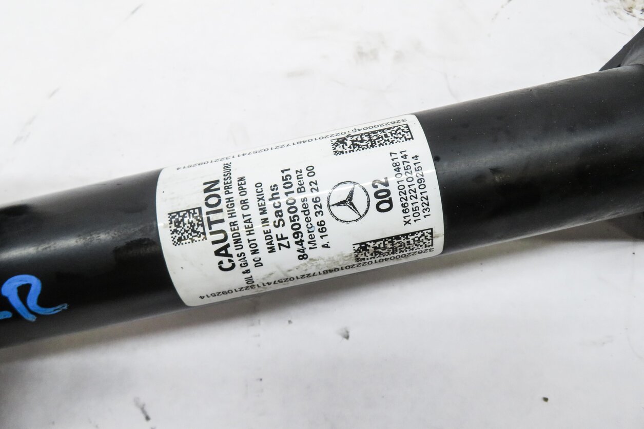 Thumbnail 5: 2013-2016 MERCEDES GL350 GL450 GL63 (X166) REAR SUSPENSION SHOCK STRUT SET-2
