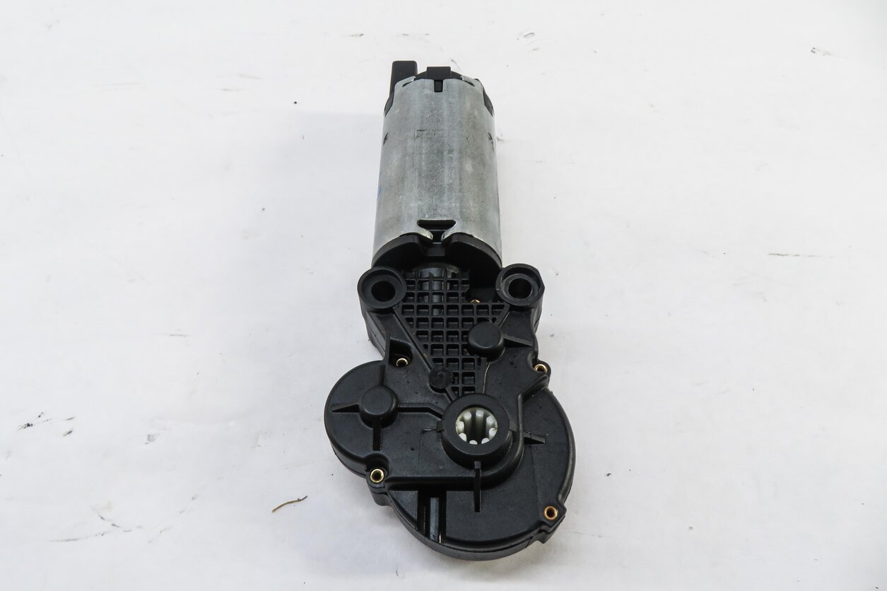 Thumbnail 3: 2014 MERCEDES GL450 (X166) REAR 3rd THIRD ROW SEAT ADJUSTMENT MOTOR