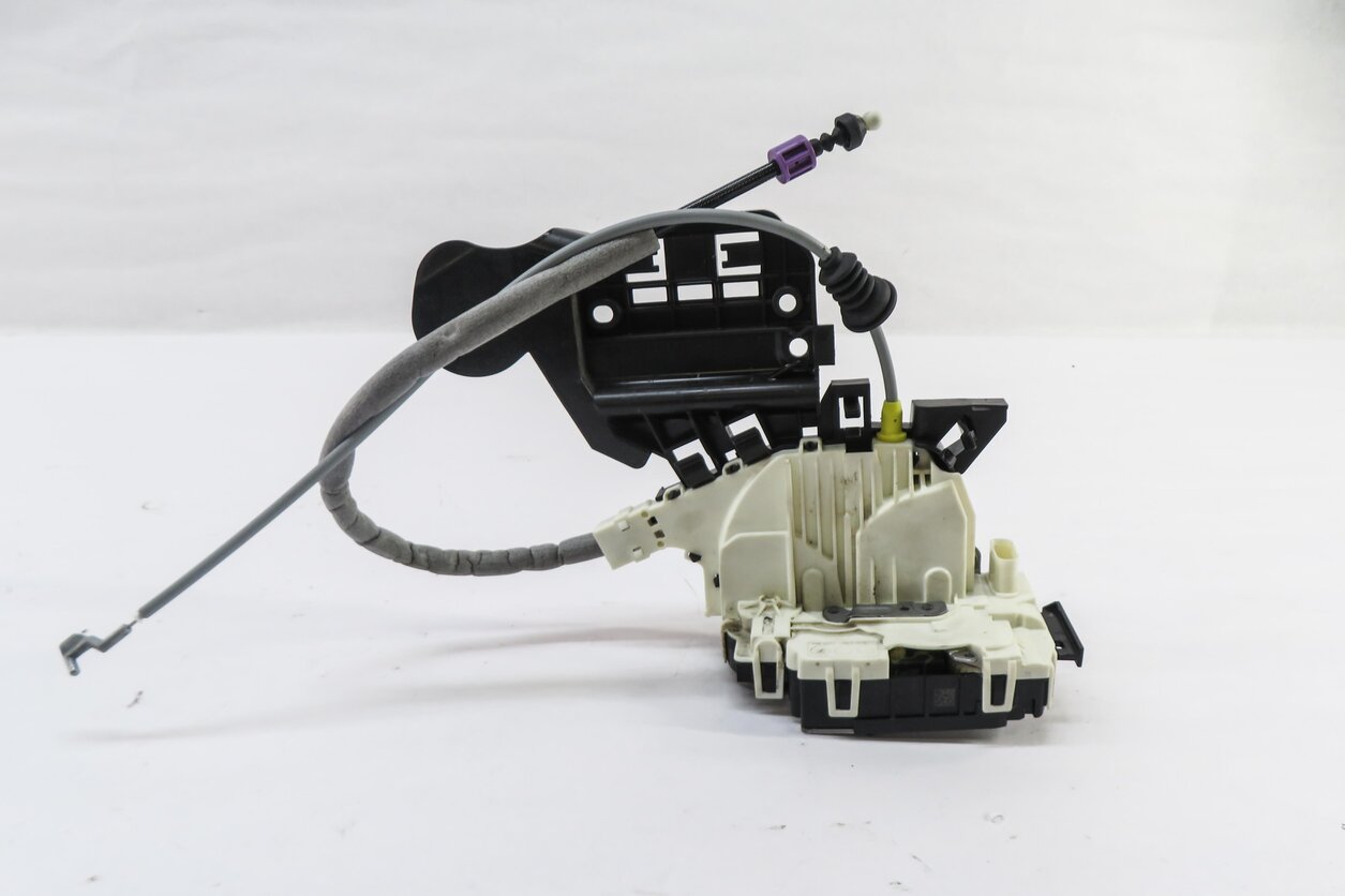 Thumbnail 2: 12-14 MERCEDES GL350 GL450 GL550 ML350 ML550 (W166 X166) LEFT FRONT DOOR LATCH