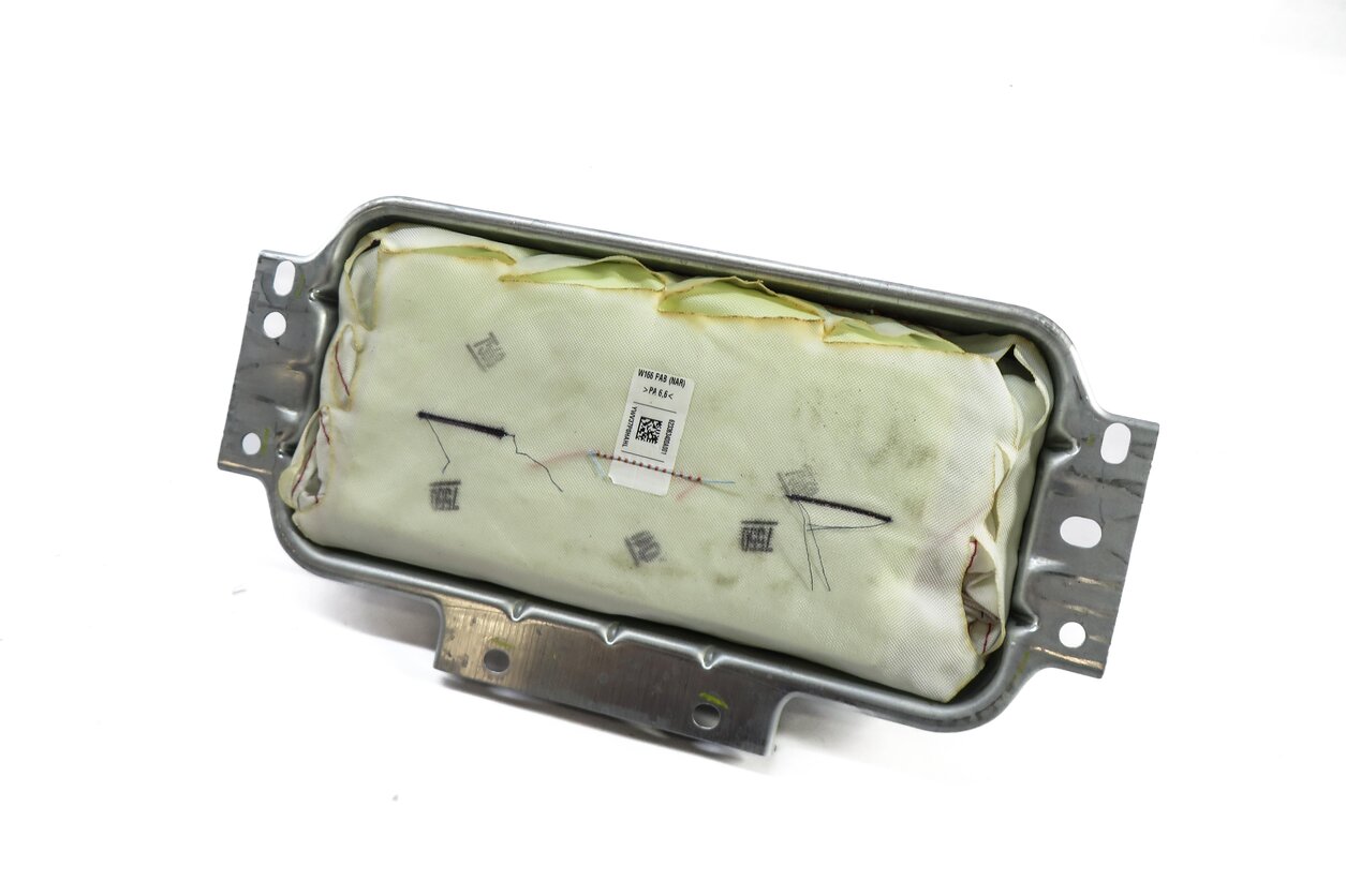12-19 MERCEDES GL350 GL450 GL550 ML350 ML550 (W166 X166) PASSENGER DASH AIRBAG