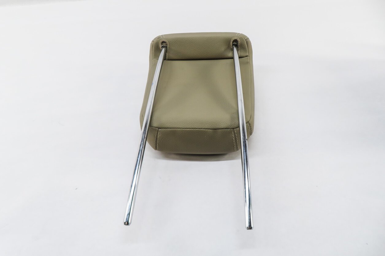 Thumbnail 5: 2014 MERCEDES GL450 (X166) RIGHT REAR 3rd THIRD ROW SEAT HEADREST (BEIGE 105A)
