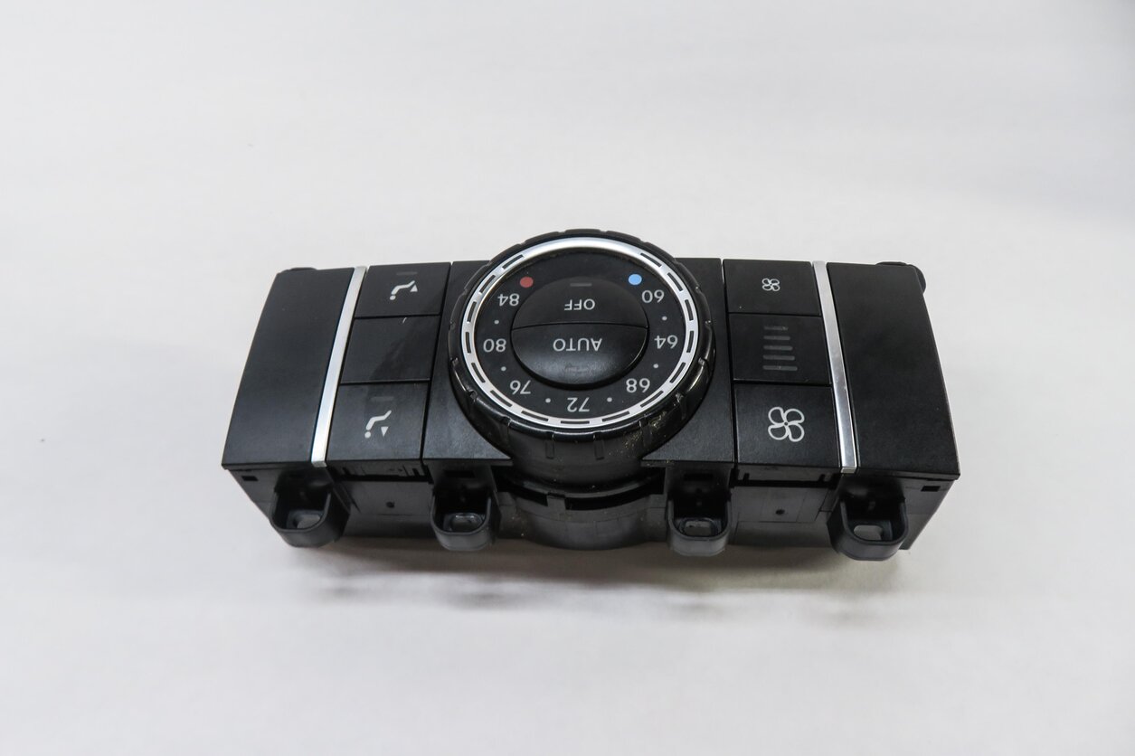 Thumbnail 3: 14-19 MERCEDES GL350 GL450 ML350 ML550 GLE GLS (W166 X166) REAR HEATER CONTROL