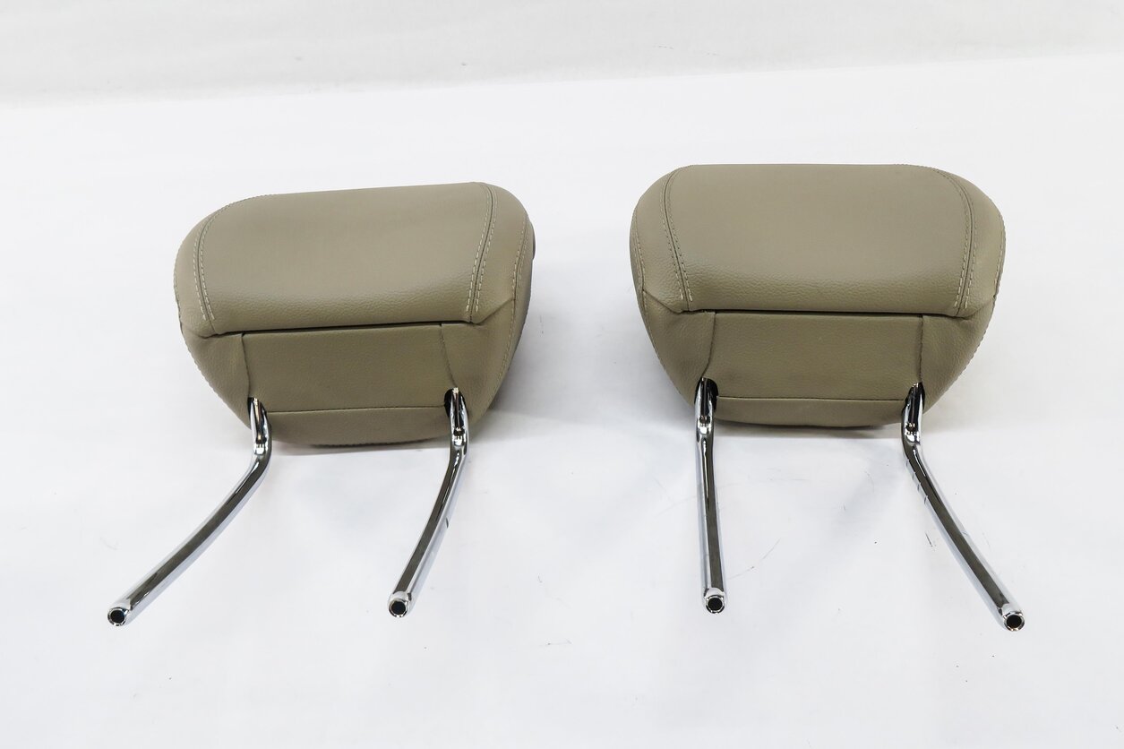 Thumbnail 2: 2014 MERCEDES GL450 (X166) LEFT FRONT DRIVER SEAT HEADREST (BEIGE 105A)