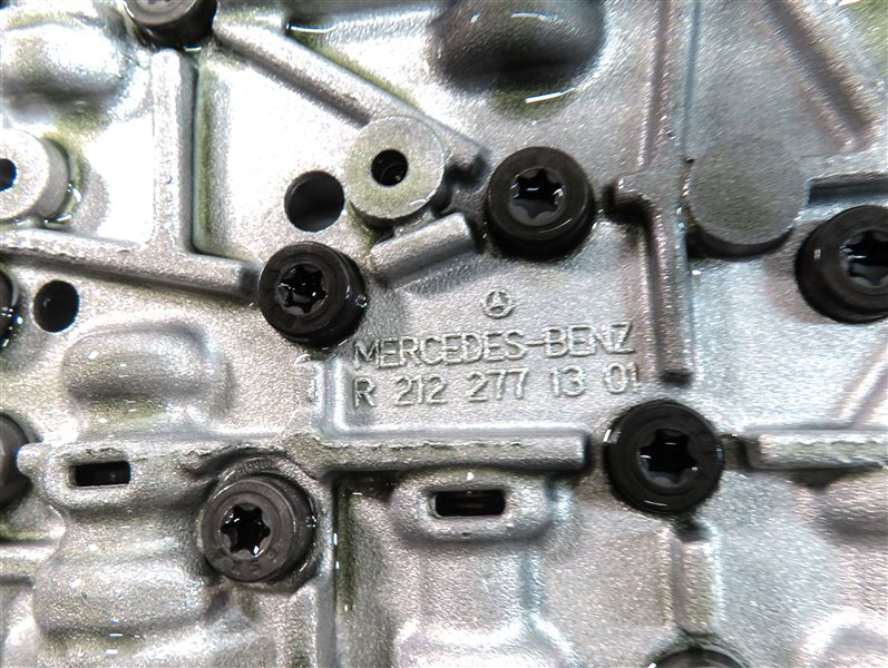 Thumbnail 10: 12 MERCEDES GL450 (X164) 722.9 AUTO TRANSMISSION VALVE BODY w/ CONDUCTOR PLATE