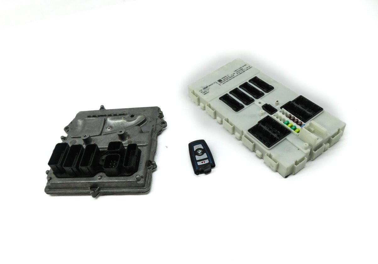 2014 BMW 335i (F30) 3.0L N55 TURBO ENGINE ECM DME BCM IMMOBILIZER MODULE KEY SET