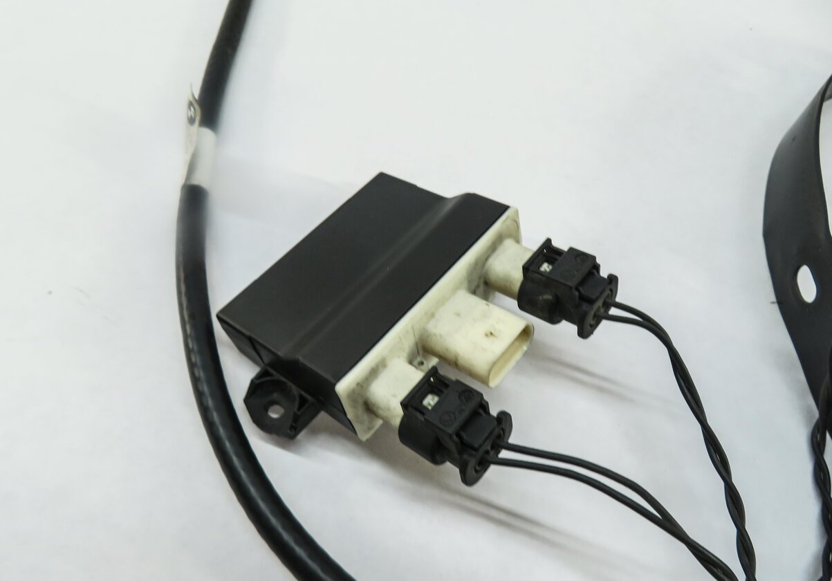 Thumbnail 3: 12-17 BMW 328i 335i 428i 435i 535i 550i 740i 750i 760i X3 X6 SMART OPENER MODULE