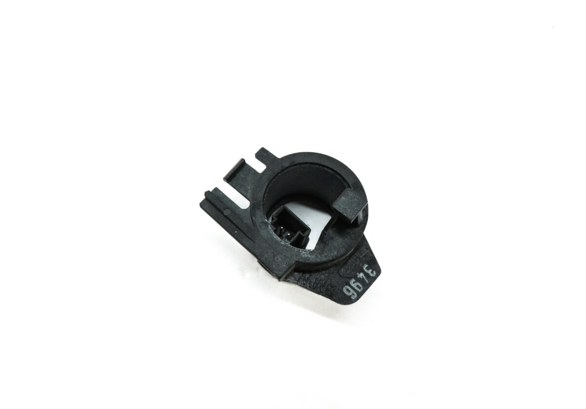 Thumbnail 1: 2014 BMW 335i (F30) IGNITION SWITCH KEY RING SENSOR IMMOBILIZER SENSOR