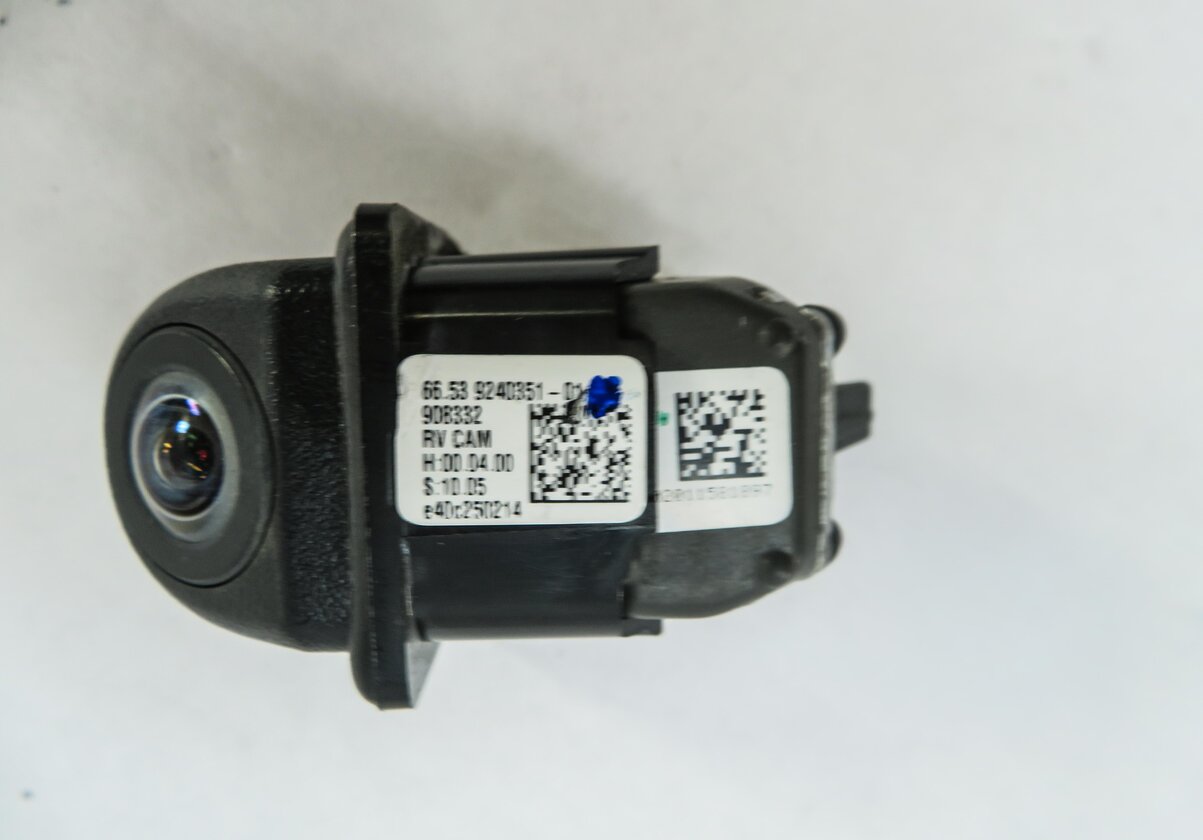 Thumbnail 5: 2009-2018 BMW 2 / 3 / 4 / 5 / 7 / M5 / X3 / X5 / X6 SERIES BACKUP REVERSE CAMERA