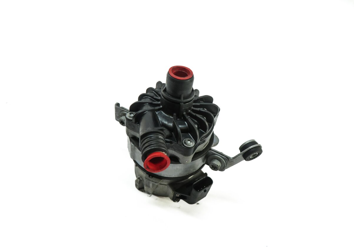 Thumbnail 1: 14-16 BMW 335i 335iGT 435i (F30 F32 F34) 3.0L N55 ENGINE AUXILIARY WATER PUMP