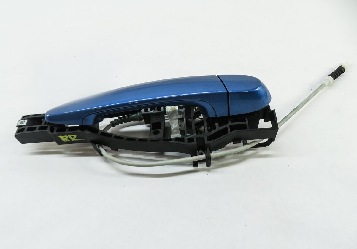 Thumbnail 2: 12-19 BMW 228i 328i 330i 335i (F30 F31 F32 F33) RIGHT REAR DOOR HANDLE (BLUE)