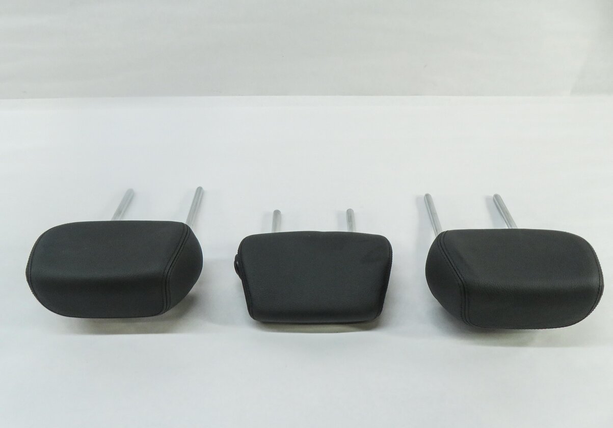 Thumbnail 3: 2014 BMW 335i (F30) REAR SEAT LHEADREST SET-3 (BLACK DAKOTA LEATHER LCSW)