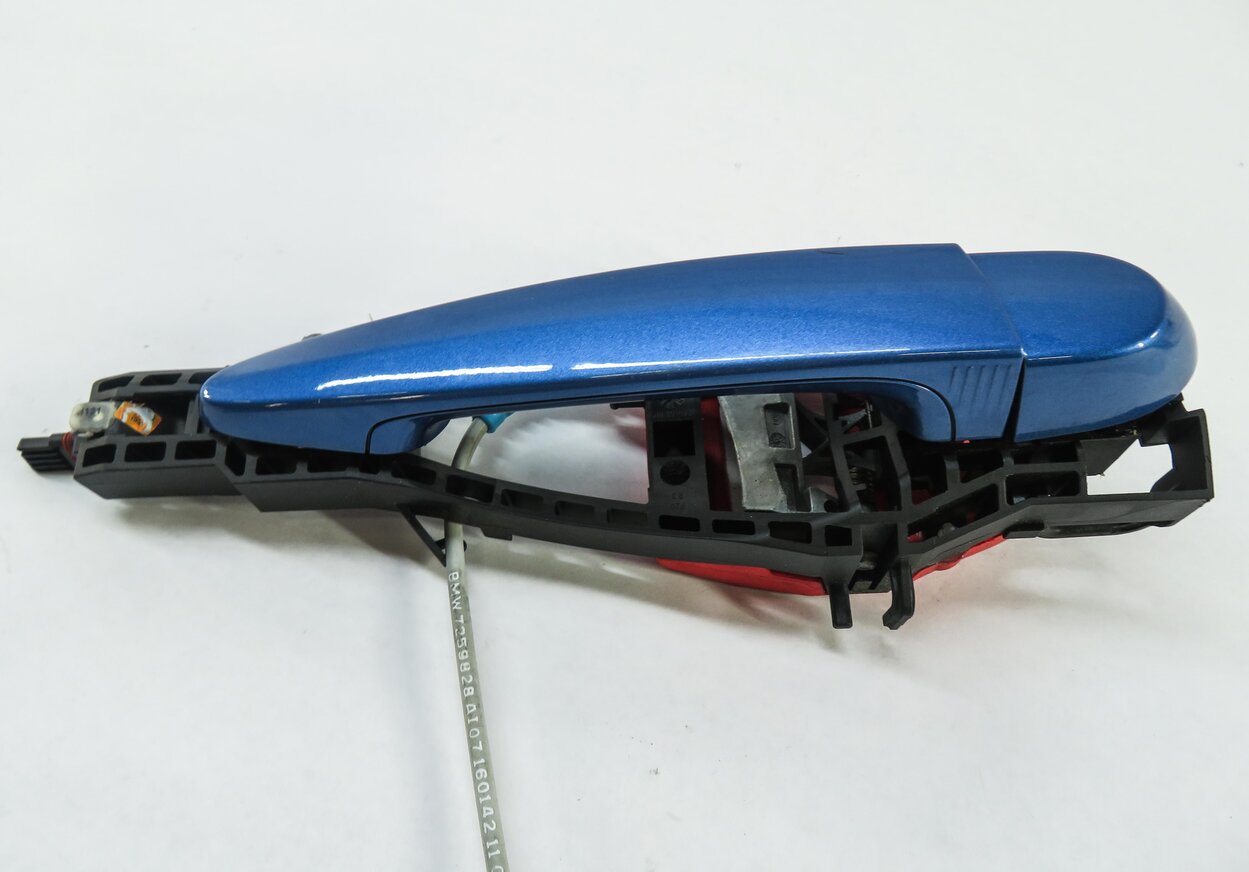 Thumbnail 3: 12-19 BMW 328i 330i 335i 340i (F30) RIGHT FRONT COMFORT DOOR HANDLE (BLUE)