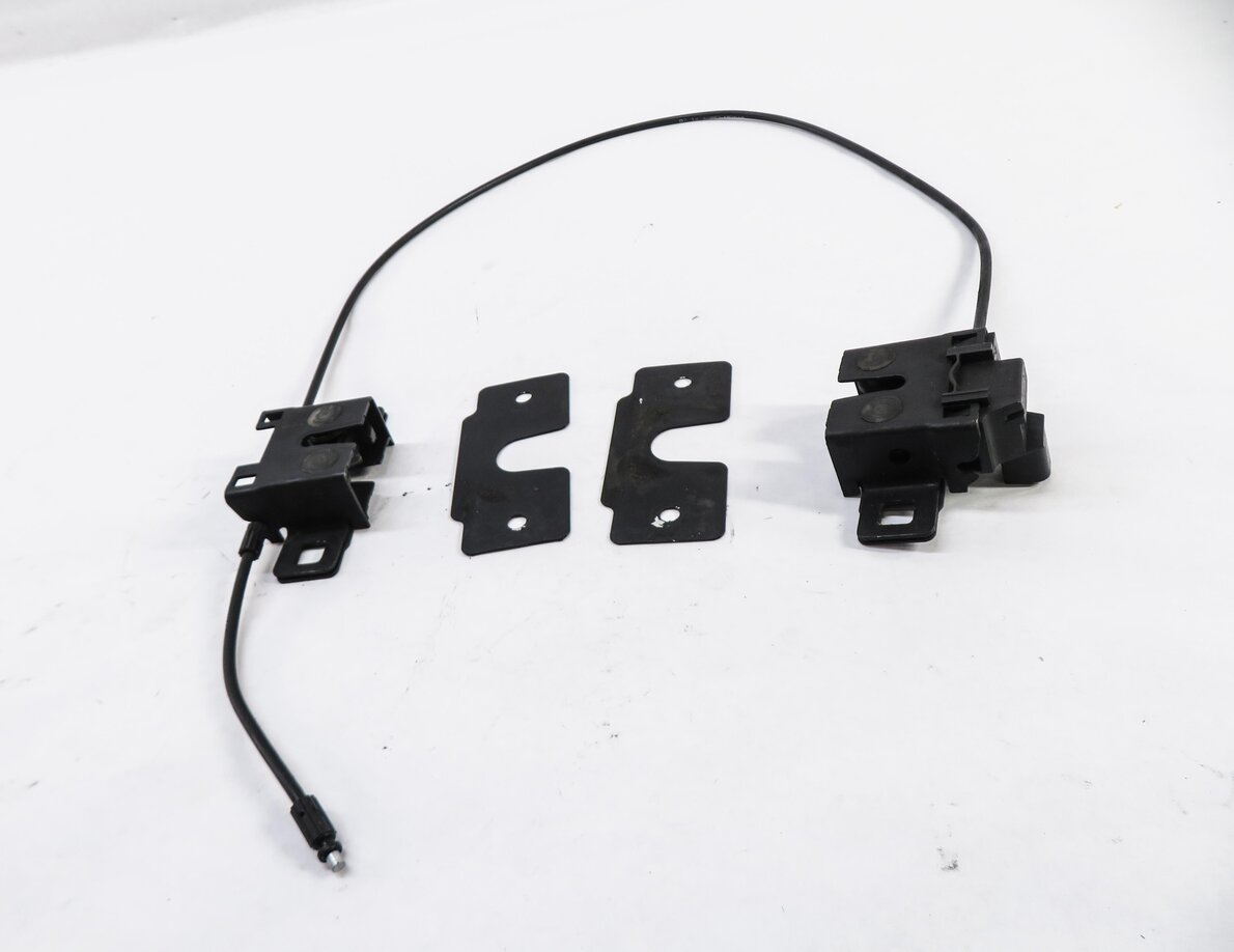 Thumbnail 2: 2013 RANGE ROVER SPORT (L320) FRONT LEFT & RIGHT LOWER HOOD LOCK LATCH SET